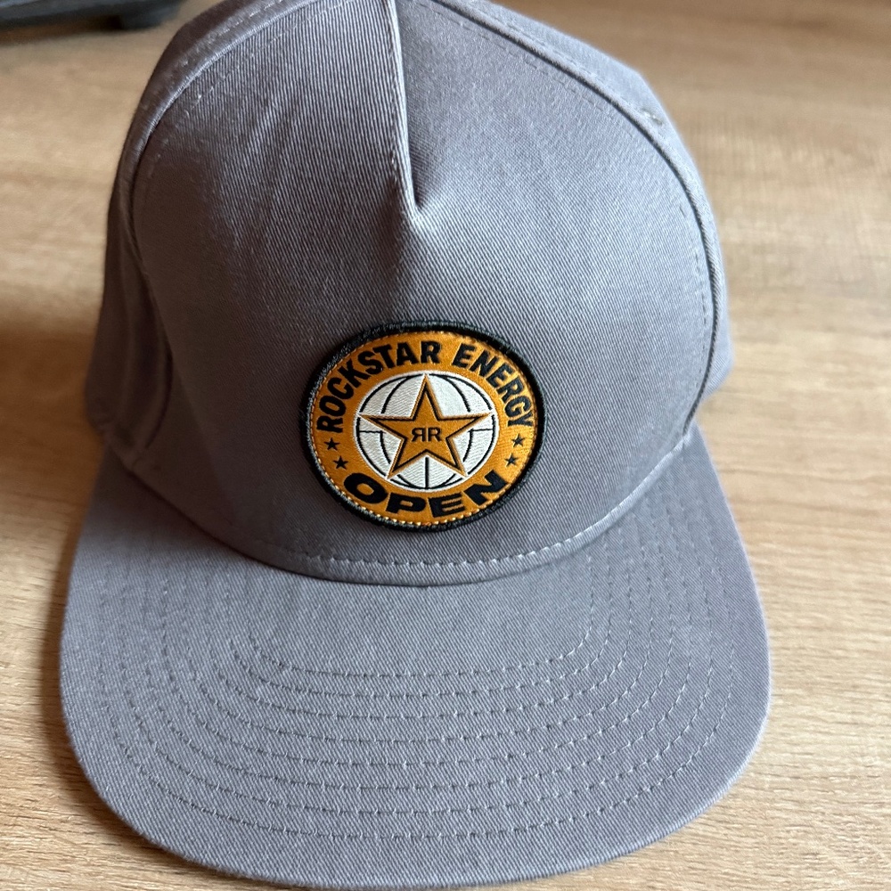 🔥 Limited Edition Rockstar Energy Open Snapback Hat – Portland 2024 🔥
